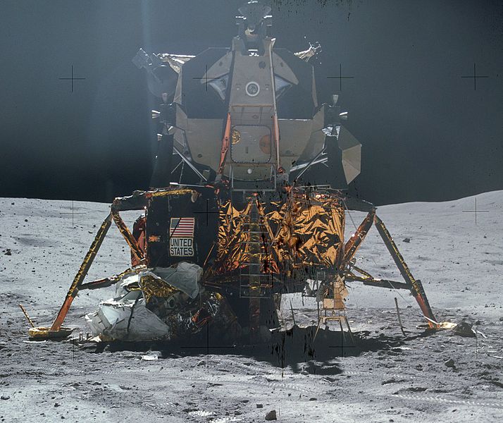 714px-Apollo_16_LM.jpg