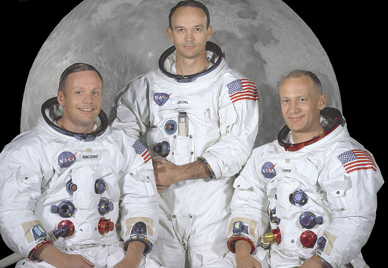 800px-The_Apollo_11_Prime_Crew_-_GPN-2000-001164.jpg