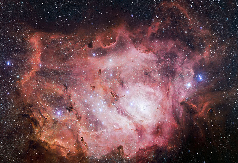 800px-VST_images_the_Lagoon_Nebula.jpg