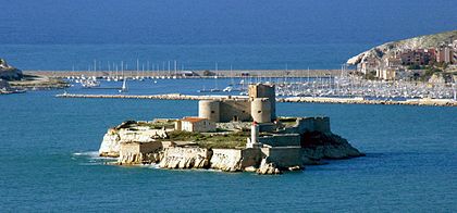 420px-Monte-Cristo_if_castle_-_marseille_France_by_JM_Rosier.JPG