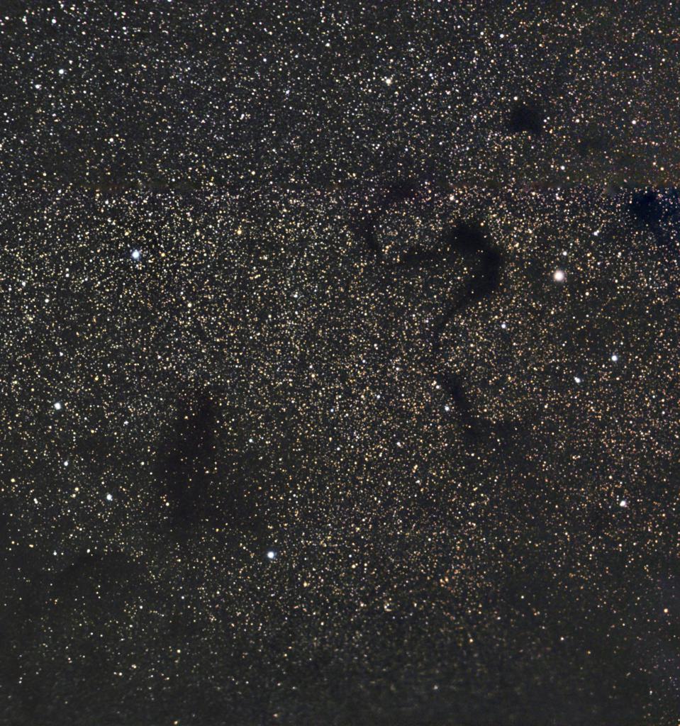 950945BARNARD72_LE_13062010_SNAKE_NEBULA_34X300S_2H49MN41SPIX_copie.jpg