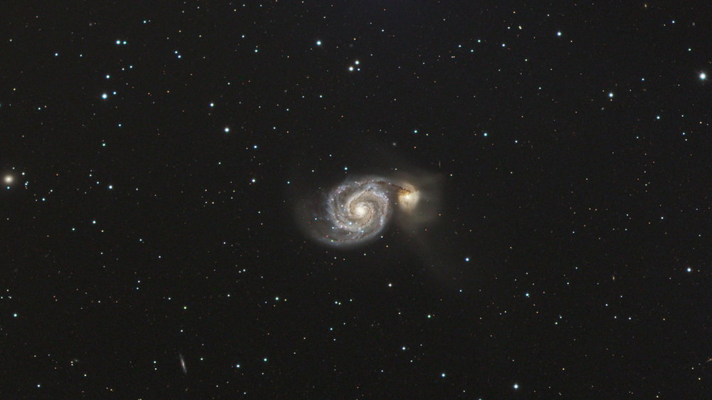 CCD-M51o-1366x768.jpg