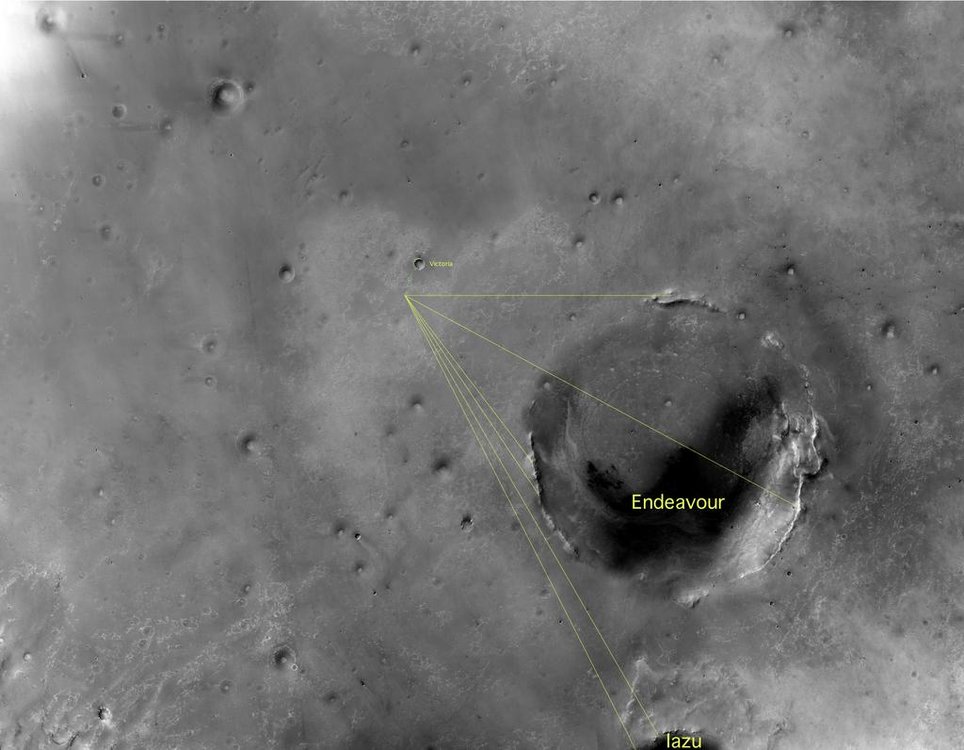 CTX_Mosaic_Vectors2Mtns_br2.jpg