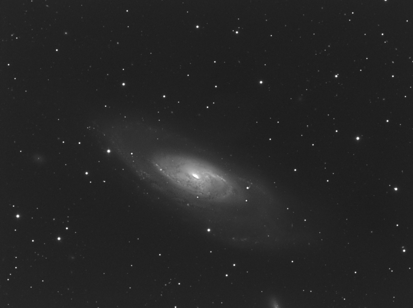 M106_2hL.jpg