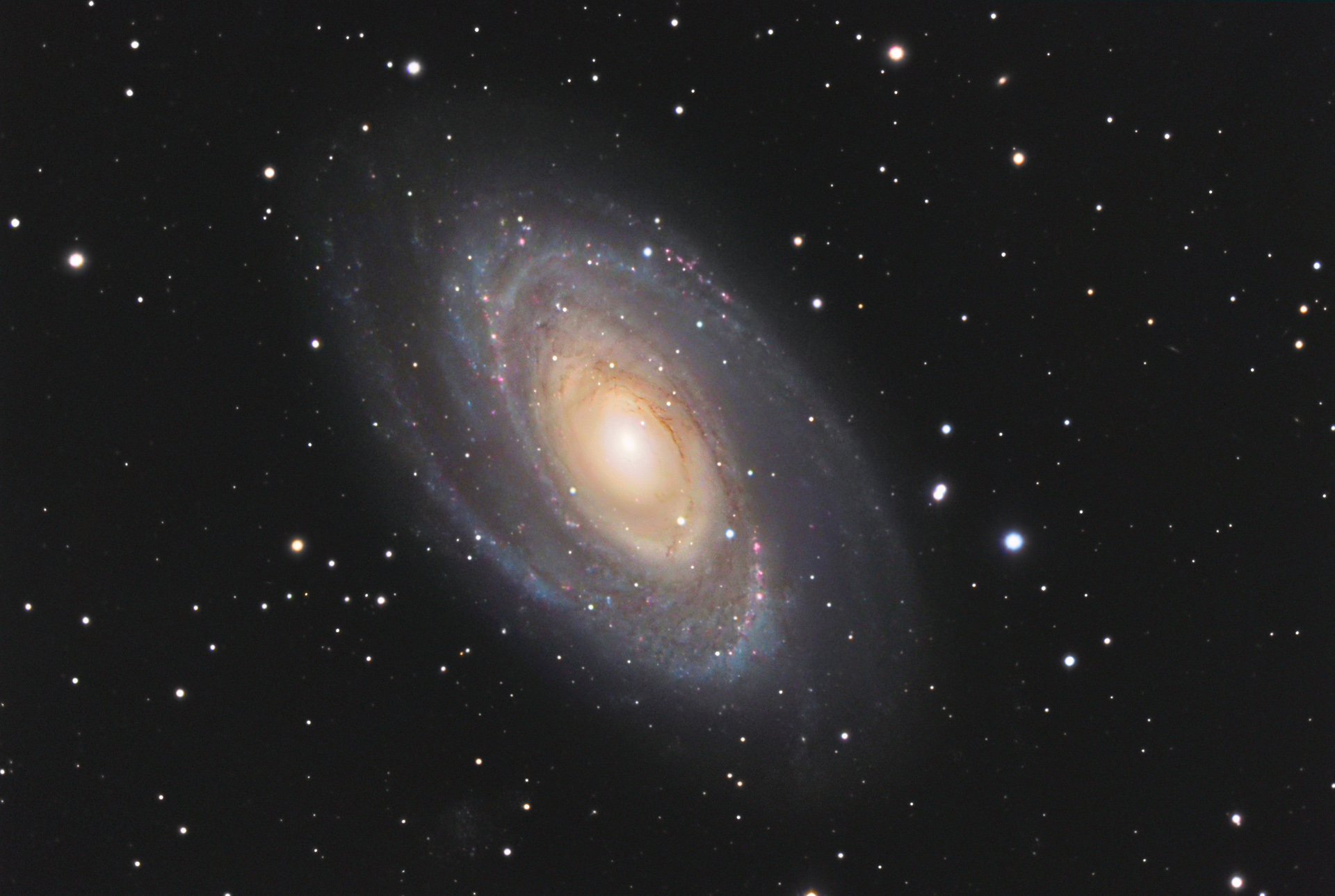 M81.jpg