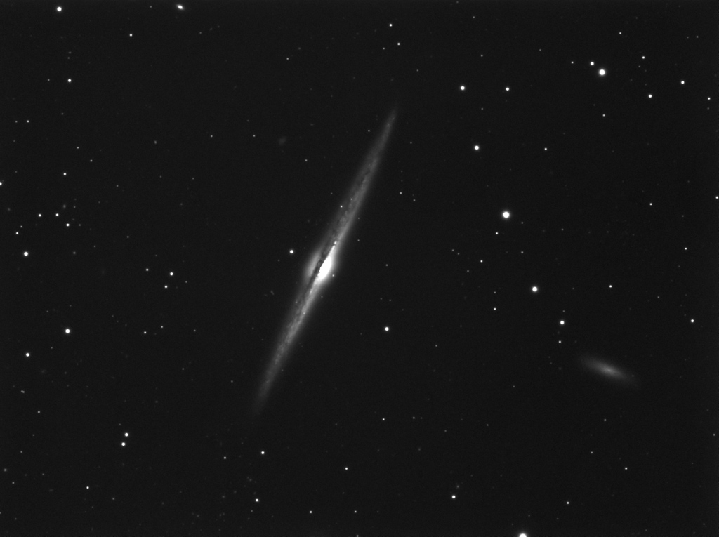 NGC4565L-mars2010-barbz-r.jpg