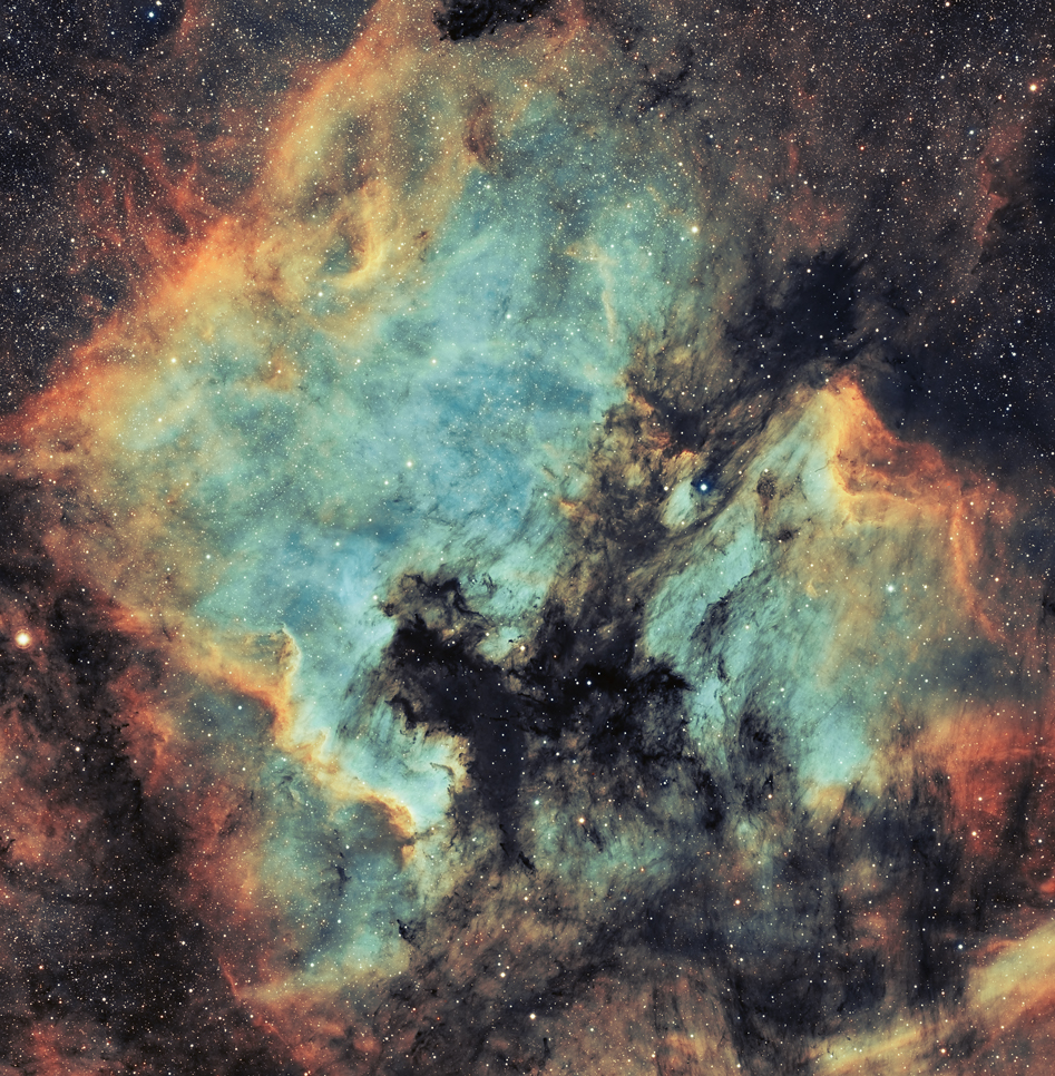 NGC7000HaSHO2_sRGB_e25.jpg