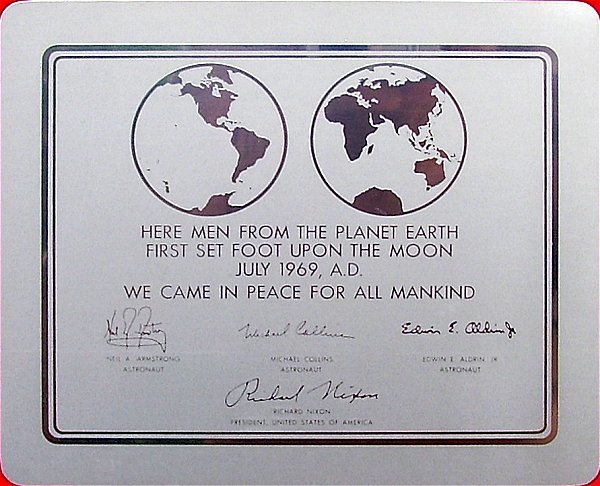 Plaque-apollo-11.jpg