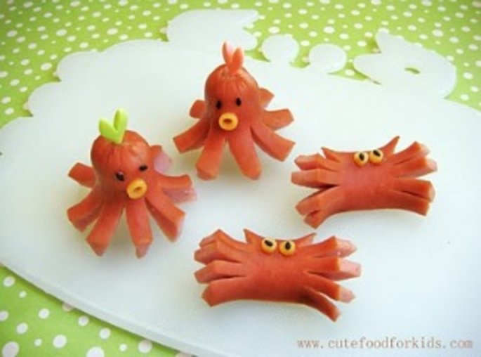 Poulpes-et-crabes-en-saucisses-CuteFoodforkids.jpg