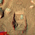 Sol9-Trench-glaceprobable-anaglyphe-coul-browse.jpg