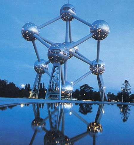 atomium2.jpg