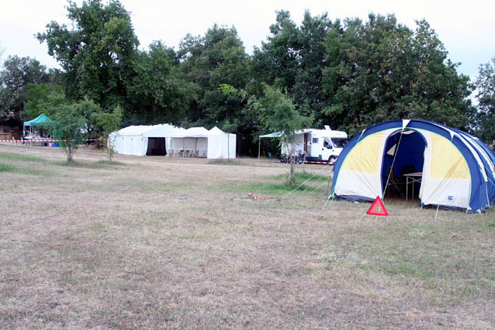 camp_310.jpg