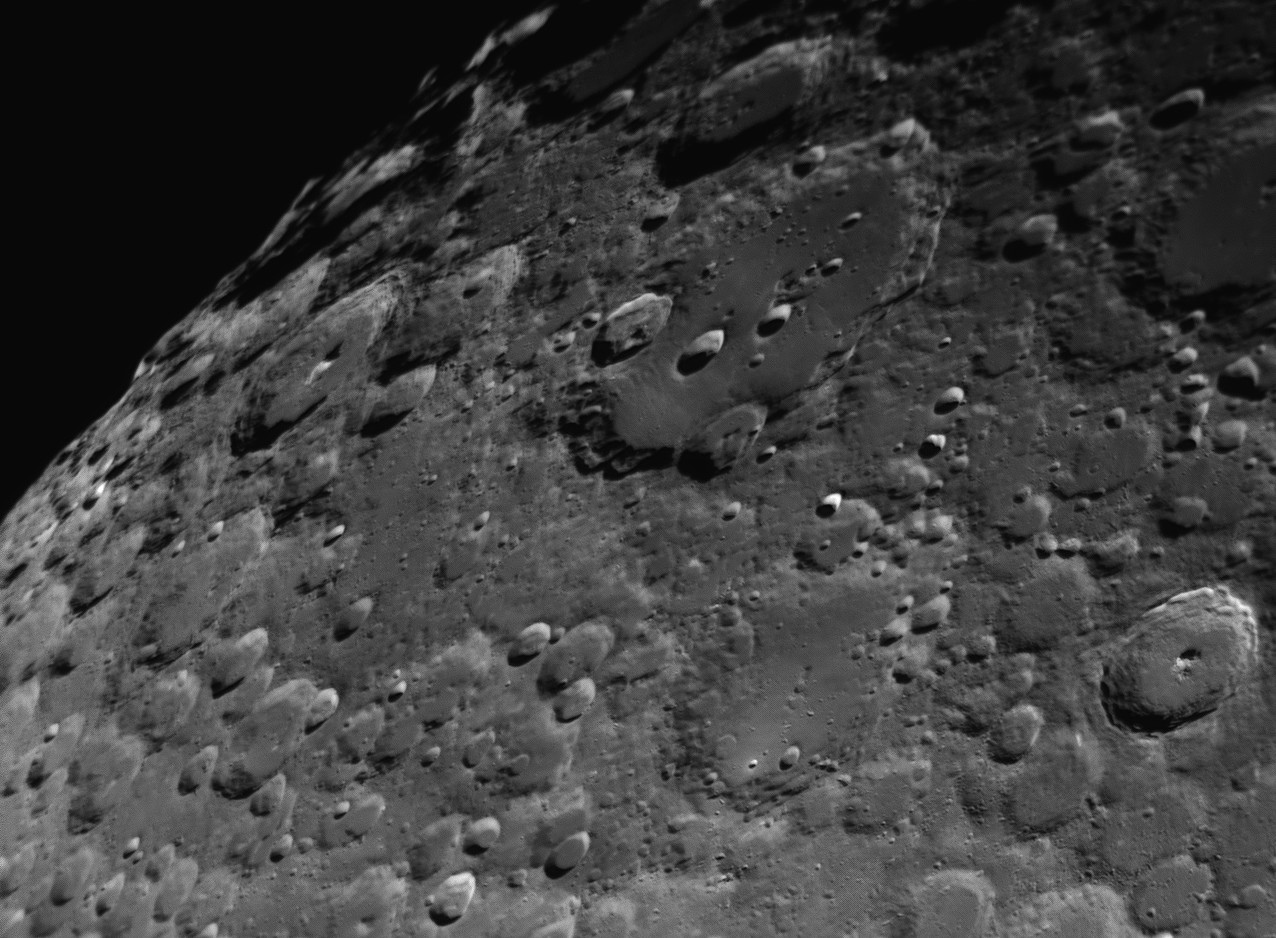 clavius.jpg.df1545785bc97187187146fa85e6c2da.jpg