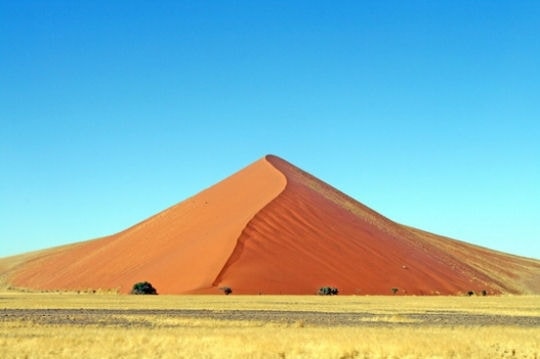 desert-namib-441668.jpg