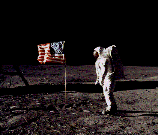 drapeau-sur-la-lune.gif