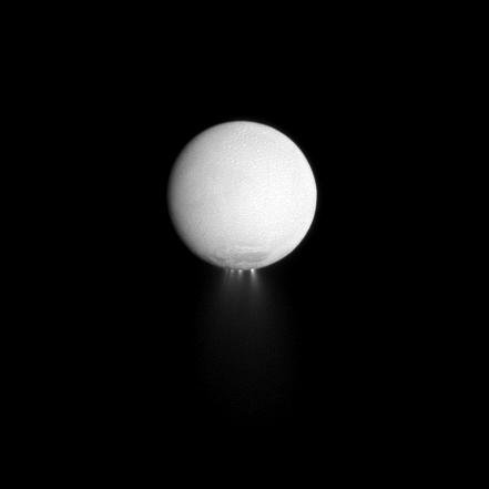 enceladus_water_plumes.jpg