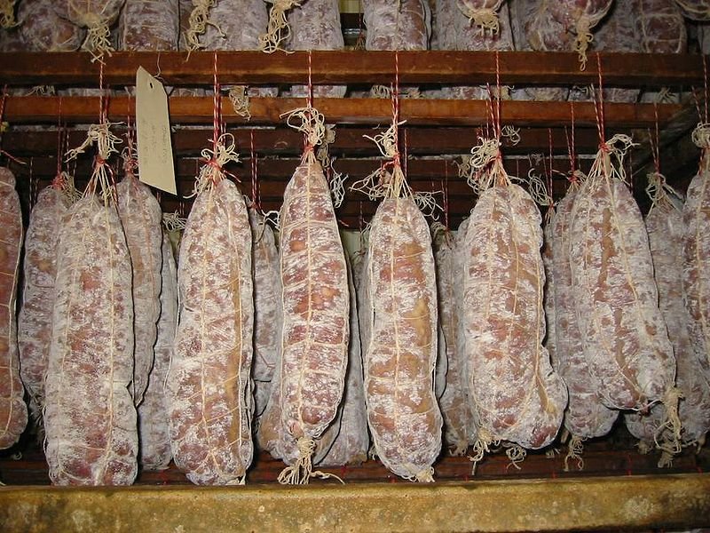 800px-Saucisson_04.JPG