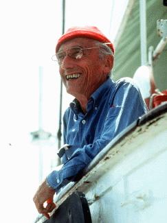 g1_u42649_JacquesCousteau1.jpg