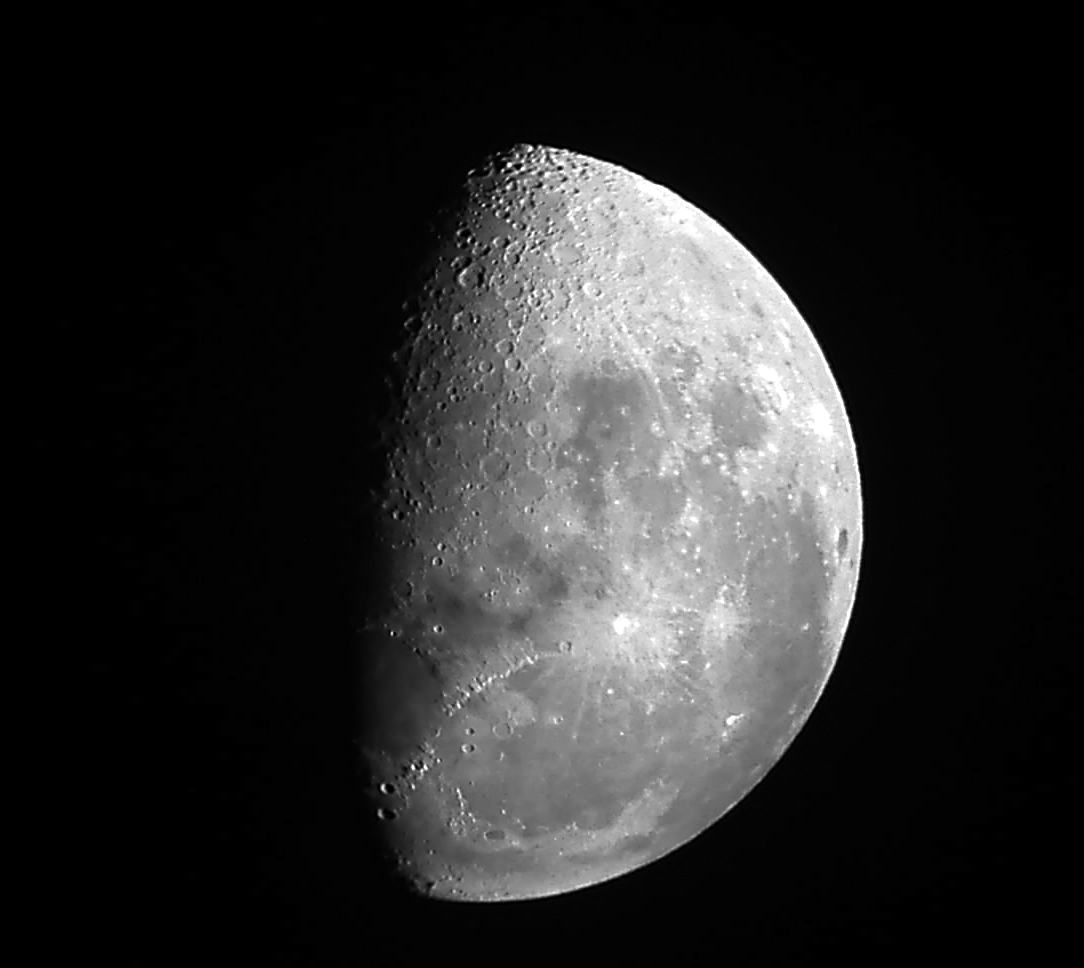 lune_defy_08082012.jpg