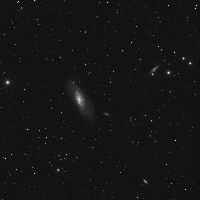 m106ccdreduit768.jpg