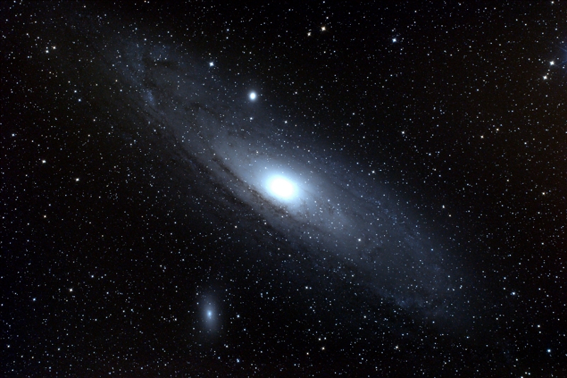 m31-smed15x300s-15o19d15f-ddp-grad-courbes800x5333.jpg