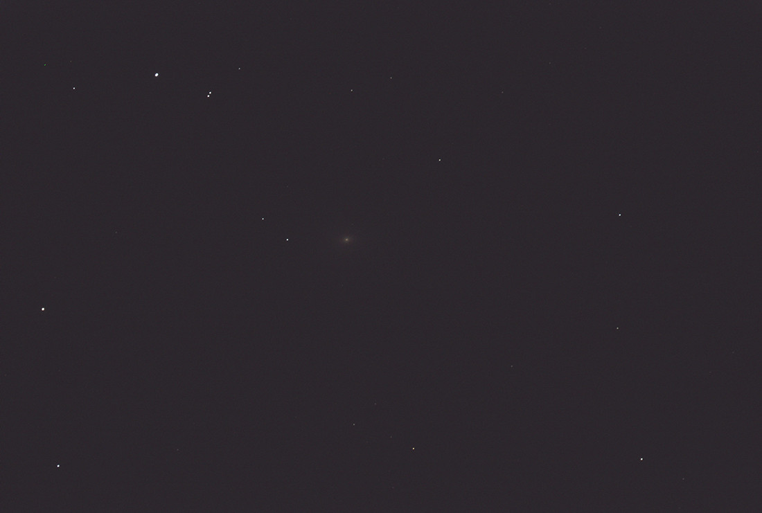 m81210.jpg