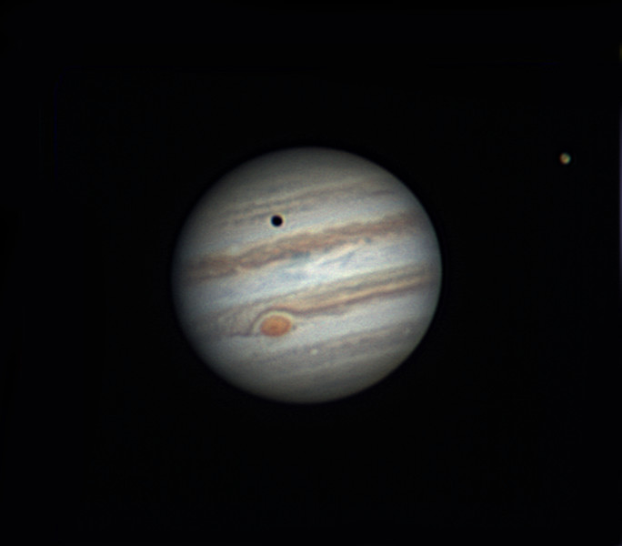 magnification_of_jupiter__and_ganymede_newton200_by_arayashikinoshaka-da120xq.jpg