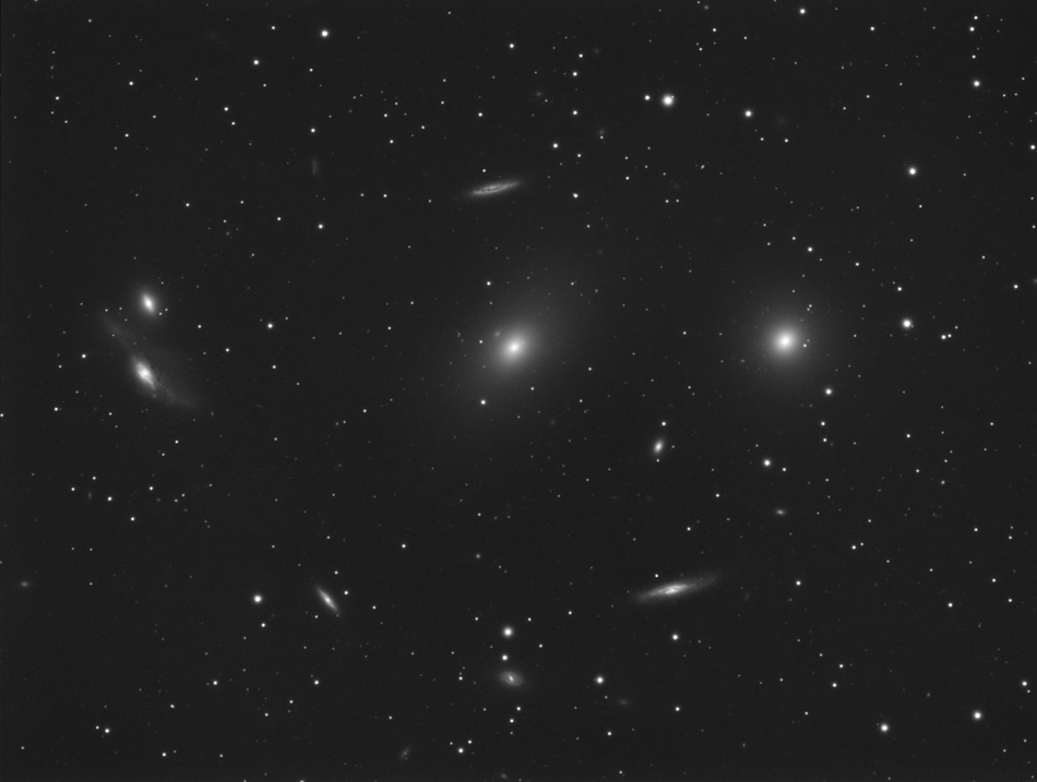 markarian040408sthel-ddp-gradXr.jpg