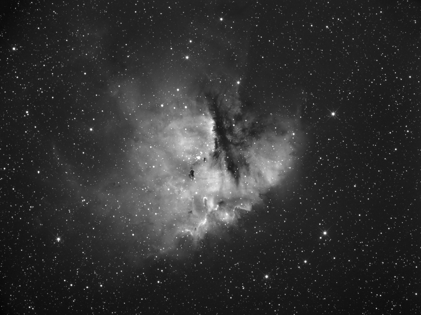 ngc281Ha-oct2013-22x15min-r.jpg