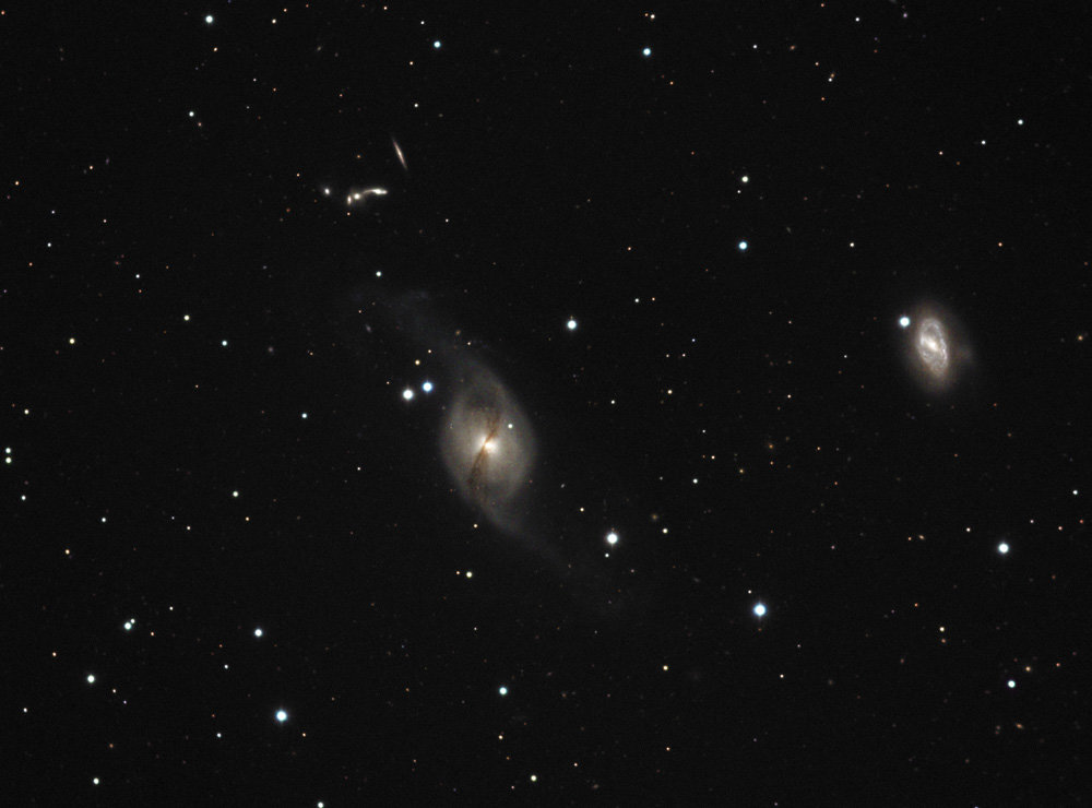 ngc3718_2012_03_23_vignette_forum.jpg