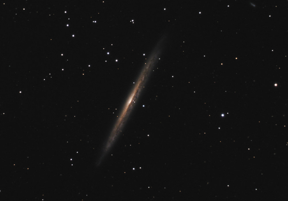 ngc5907_2012_06_16_vignette_forum.jpg