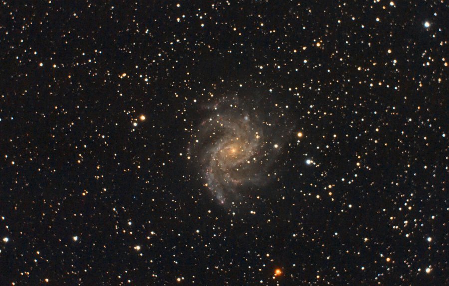 ngc6946-40x3mn-11aout2013-m100-840-rdcx3-f010-zoom-ps1-hlvg.jpg