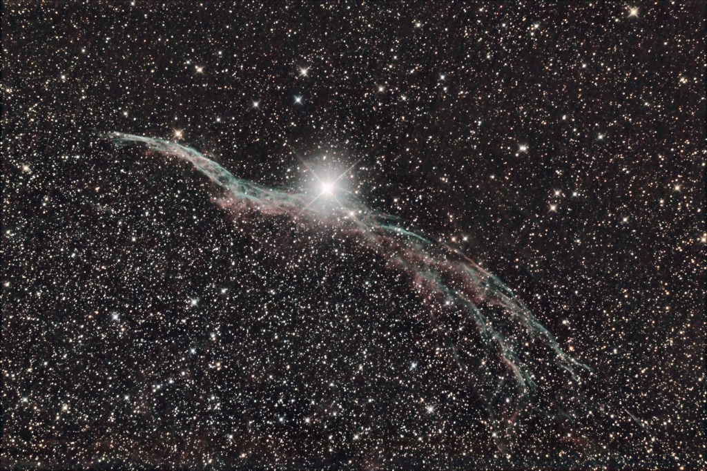 ngc6960-med-1a-10-09-2007-1024.jpg