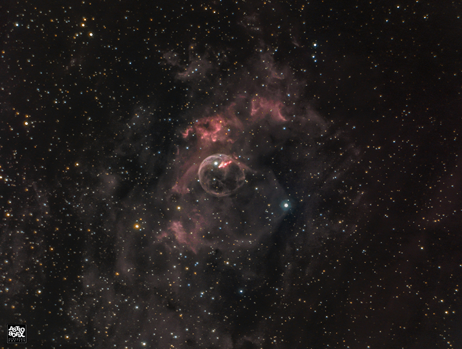 ngc7635b.jpg