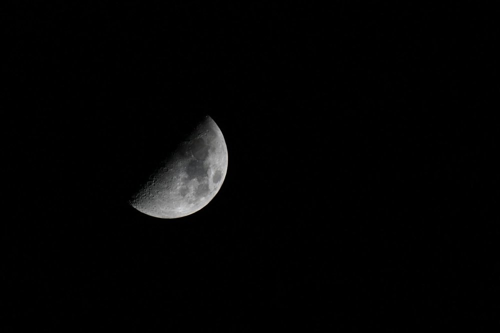 061227_lune_p2m.thumb.JPG.f0e4686bb61ff460917b7d988043bcd1.JPG