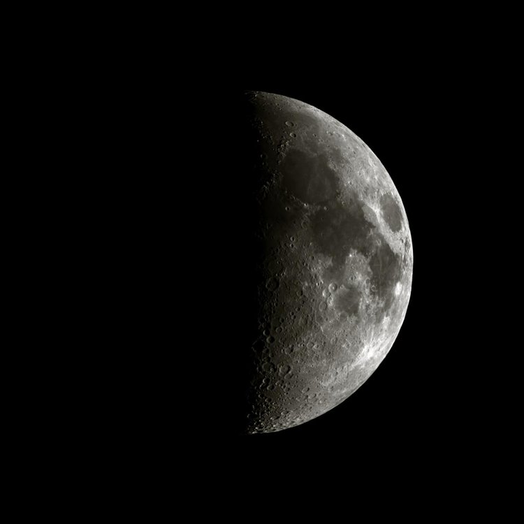 2011_02_10_19h21tu_lune.thumb.jpg.73f61a19c1ac36fe5357b293c1abd3f5.jpg