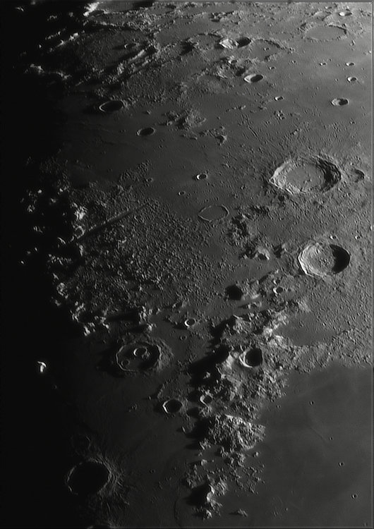 Moon_215214_Newtonx2-1751ap40_grad4_ap1949-astra2-gimp.jpg