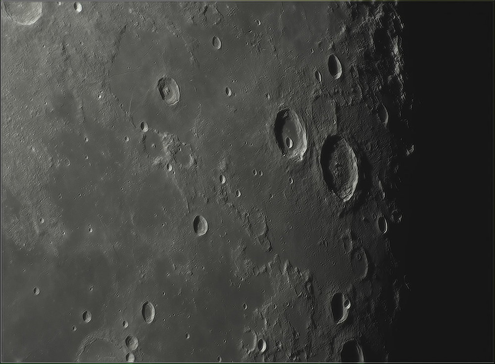 Moon_034218_x2-720ap40_grad4_ap1989-astra2.jpg