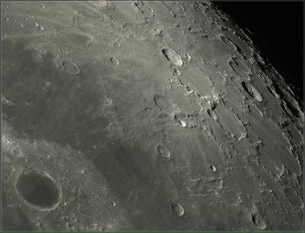 Moon_042250_N158x2-925-ap40_grad4_ap1879-astra1.jpg