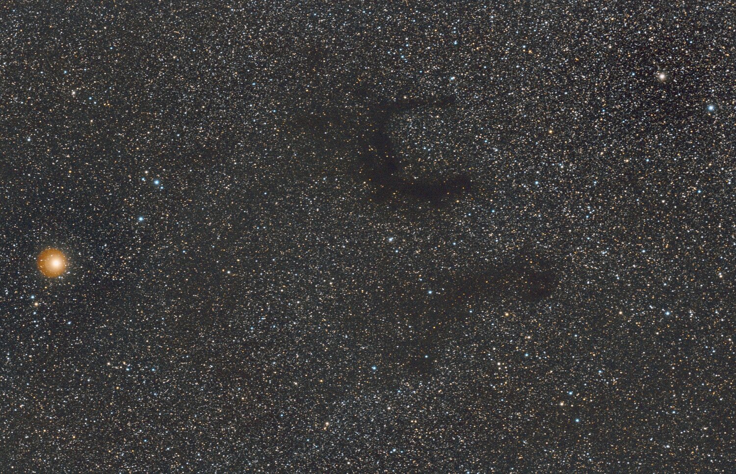 Nébuleuse E De Barnard B143/142 - Astrophotographie - Webastro